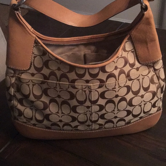 Coach handbag - Picture 2 of 4